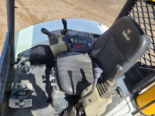 Miniexcavadora Bobcat E42 Modelo 2013