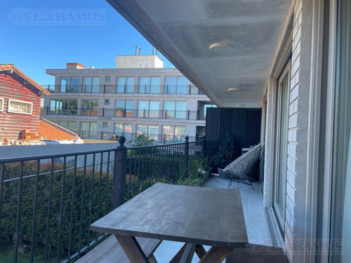 Departamento De 3 Ambientes En Venta En Cassa Isidro