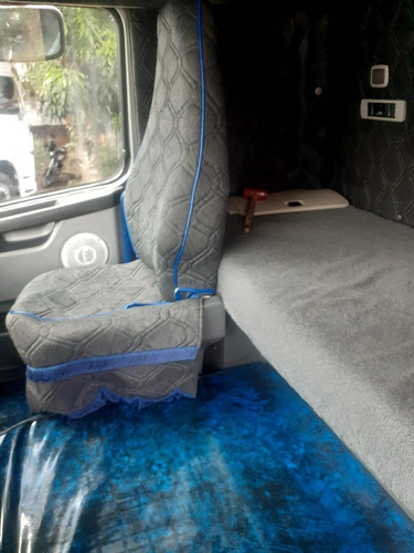 Imagem 9 de 12 de Volvo Fh 440 2008 4x2 Todo Revisado Caminhão Filé