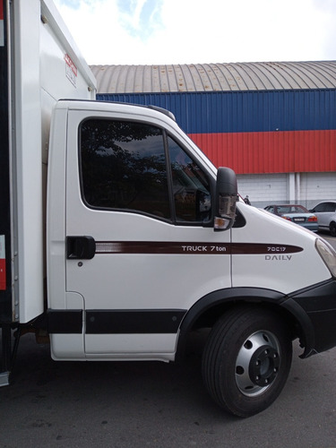 Iveco Daily 70c17 Euro 5 2013 Baú Sider Caminhão 3.0 Turbo D