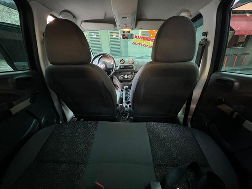 Fiat Uno 1.0 EVO VIVACE 8V FLEX 4P MANUAL