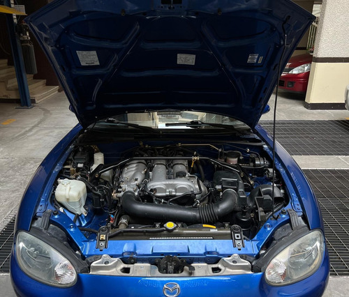 Mazda Mx-5 Convertible 2d 1999 Com 14,000 Millas