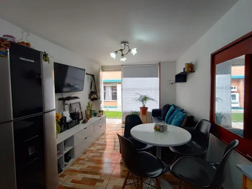 Casa En Venta En Álamos. Cod V1087037