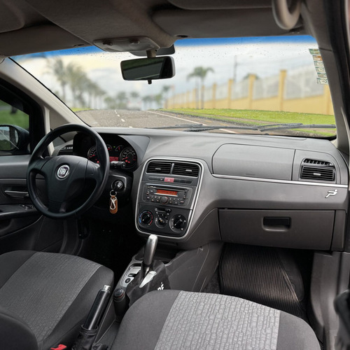 Fiat Punto 1.6 16V 4P FLEX ESSENCE DUALOGIC AUTOMATIZADO