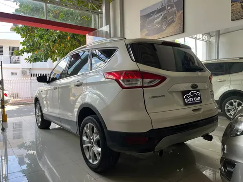 Ford Escape 2.0 Titanium