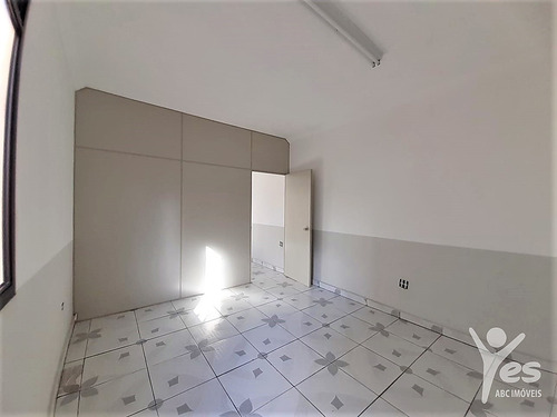Imagem 20 de 27 de Ref.: 8132 - Salão Centro 100 M², Com Recepção, Comercial - 8132