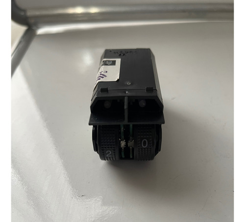Switch De Auto Regulador De Luz Auto Head Lampara Chery