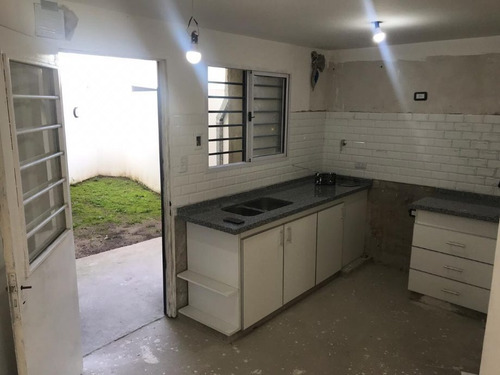 Imagen 3 de 14 de Duplex En Venta En Ituzaingo Norte