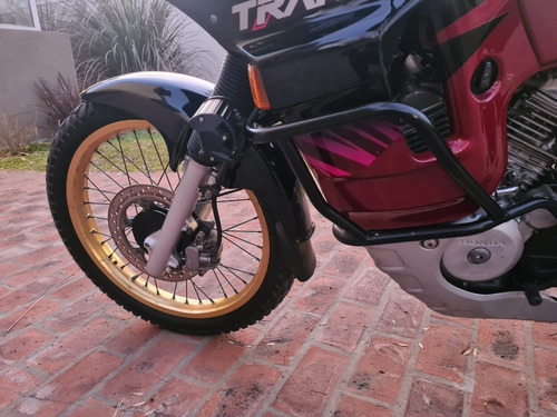 Imagen 2 de 7 de Honda Transalp