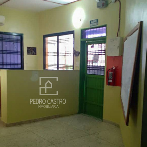 Imagen 3 de 13 de Se Vende Amplio Local Comercial Ubicado En Avenida Principal De Caujaro, Puerto Ordaz, Ciudad Guayana