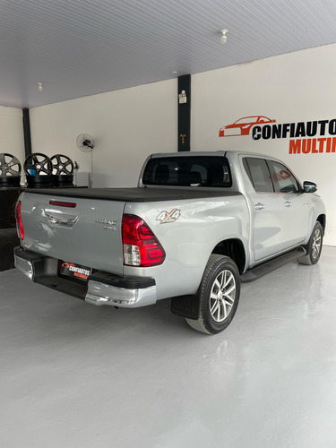 Toyota Hilux 2.8 Tdi Srx Cab. Dupla 4x4 Aut. 4p