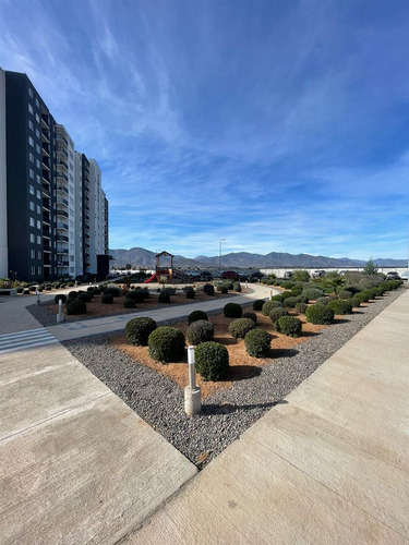 Departamento En Venta De 3 Dorm. En La Serena
