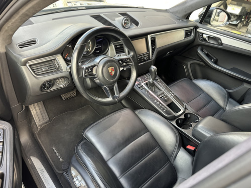 Porsche Macan Turbo