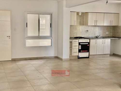 Imagen 13 de 14 de Venta De Departamento 3 Ambientes En Edificio Piamonte Iii