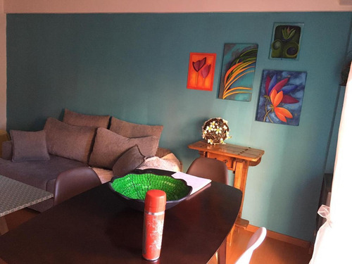 Imagen 9 de 18 de Muy Amplio Departamento, 2 Ambientes Con Patio - Centro