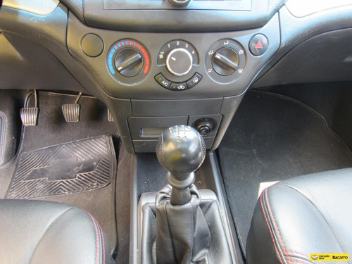 Imagen 17 de 25 de Chevrolet Aveo Emotion 1.6 Transformer