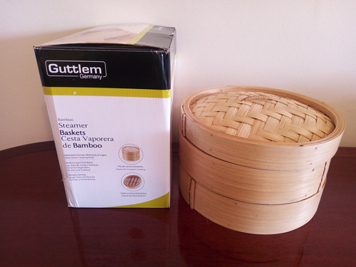 Guttlem Germany/ Cesta Vaporera De Bamboo