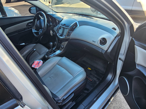 Chevrolet Cruze 1.8 Ltz Mt 5 p