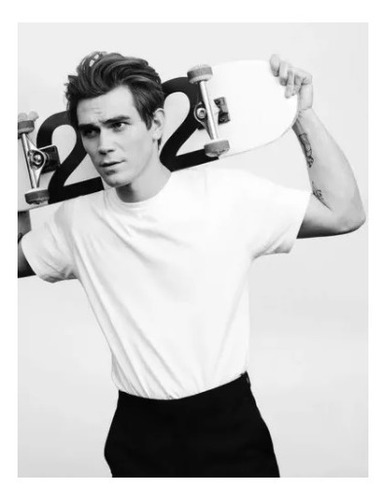 Imagen 2 de 7 de Carolina Herrera 212 Men Heroes Edt X 90ml