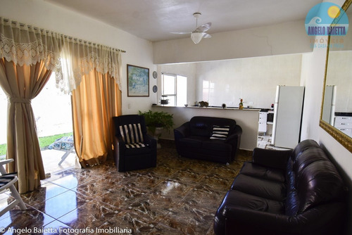 Imagem 7 de 13 de Casa No Bairro Maria Helena Novaes Em Peruíbe - 2106