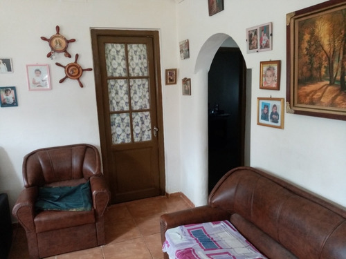 Dos Casas Y Garaye.