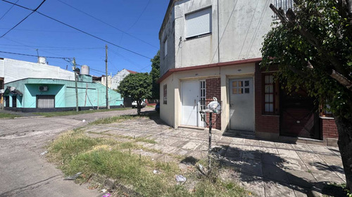 Venta 3 Ambientes San Justo Con Patio Apto Credito