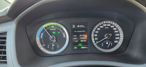 Imagen 2 de 20 de Hyundai Sonata Hev Premium Hev 2.0 Premium