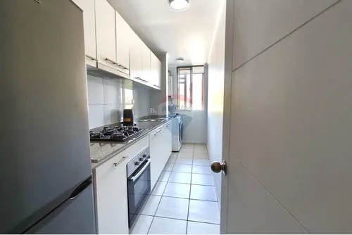 Departamento En Jardines De Lo Campino