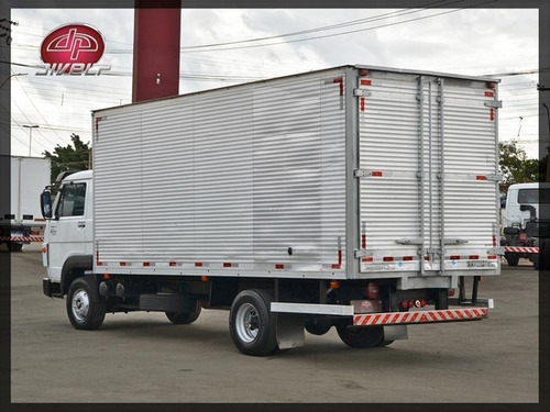 Imagem 15 de 15 de Vw Delivery 10.160 Drc 4x2 Com Baú 2018