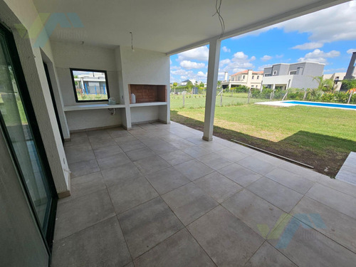 Casa En Venta 4 Amb. - Barrio Cerrado San Pablo Financiación Propia