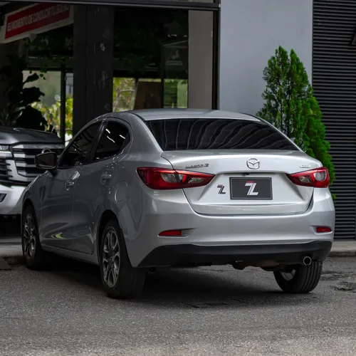 Mazda 2 Grand Touring lx 1.5