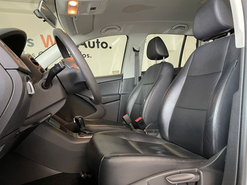 Imagen 8 de 11 de Vw Tiguan Native Aut. 2011