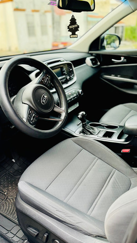 Kia Sorento 2.4 Lx At