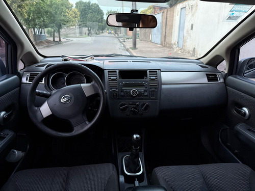 Nissan Tiida 1.8 Acenta