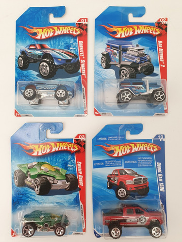 4 Hot Wheels 2010 Corvette Dodge Ram 1500 Carton Doblado