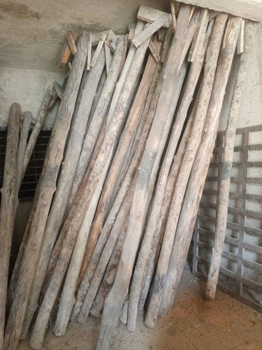 Puntales De Madera Con Cabezal Para Construcción 2.8mt (Usado)