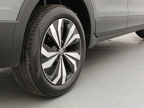 Volkswagen T-Cross 1.0 200 TSI TOTAL FLEX AUTOMÁTICO