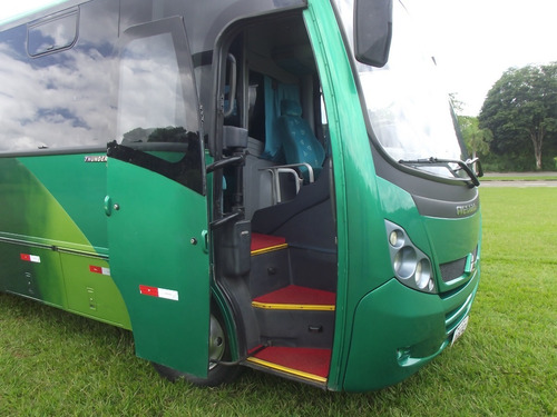 Neobus Thander Plus