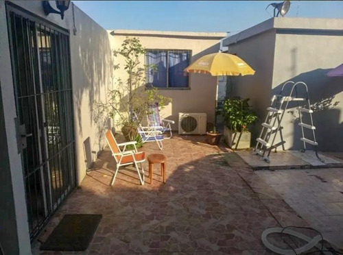 Venta Casa Shangrilá Tres Dormitorios