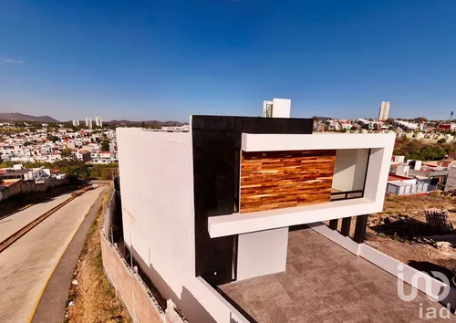 Venta Casa 5 Ambientes Punta Monarca