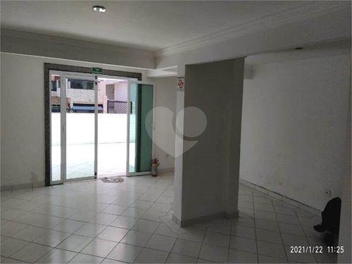 Imagem 18 de 23 de Apartamento - Reo556547