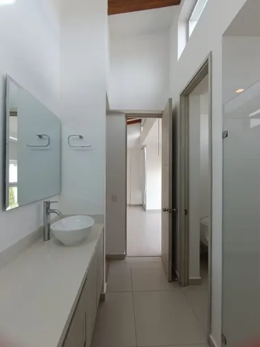 Casa En Venta En Rionegro - Llanogrande Cod 67830