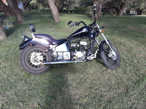 Moto Jawa Daytona 350, Mod 2019, 2300 Km...excelente Estado.