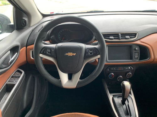 Chevrolet Onix 1.4 Activ Aut. 5p