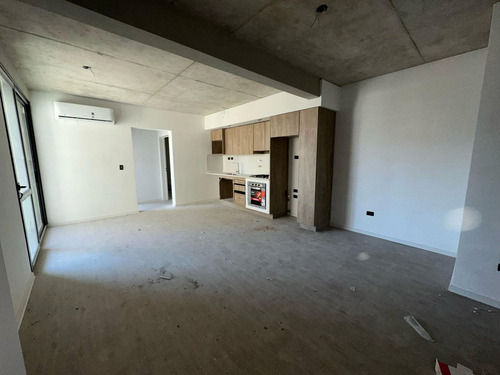 Venta Dpto 2 Amb Lateral - Entrega Abril 2025
