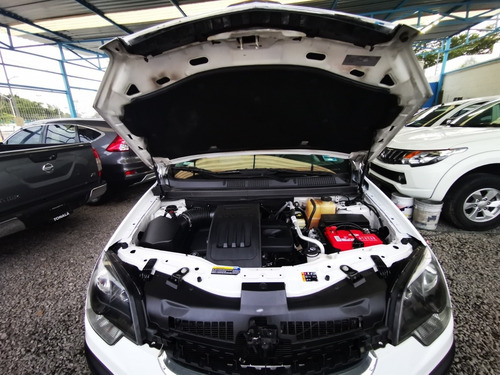 Imagen 13 de 15 de Chevrolet Captiva 2015 2.4 Ls L4 At