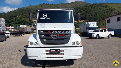 Mercedes Benz 2324 Truck Graneleiro