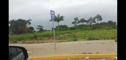 Imagen 3 de 5 de A 300 M Del Terminal Terrestre De Machala Vendo De Oportunid