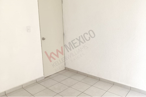 Casa En Venta En Hacienda Del Valle Ii, San Mateo Otzacatipan, Toluca