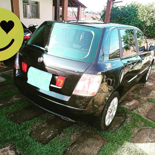 Fiat Stilo 1.8 8v Attractive Flex Dualogic 5p 2010